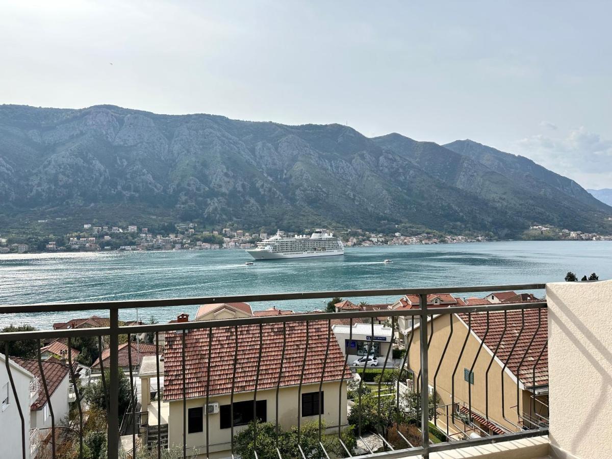 Point Of View Appartement Kotor Buitenkant foto