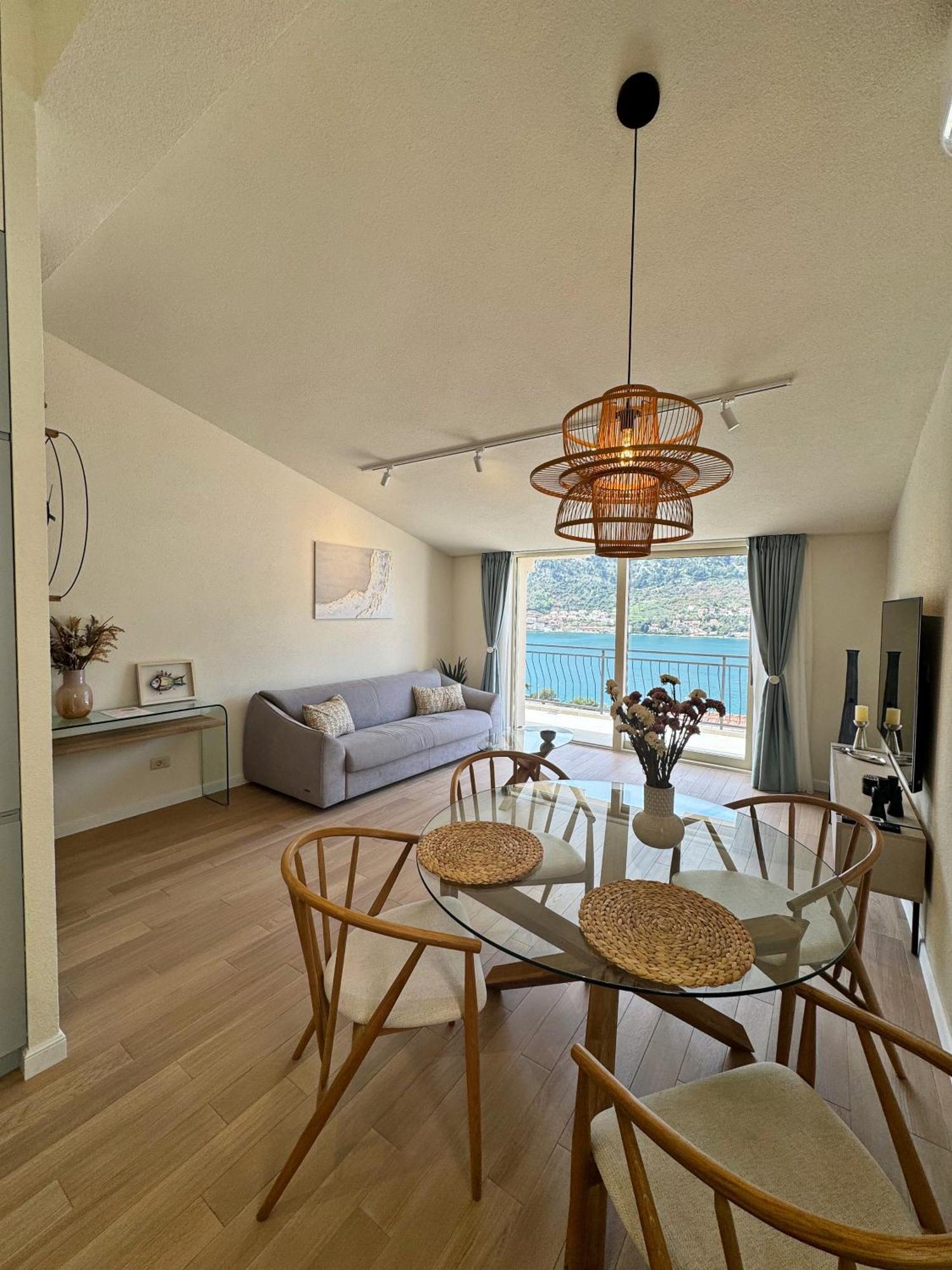 Point Of View Appartement Kotor Buitenkant foto