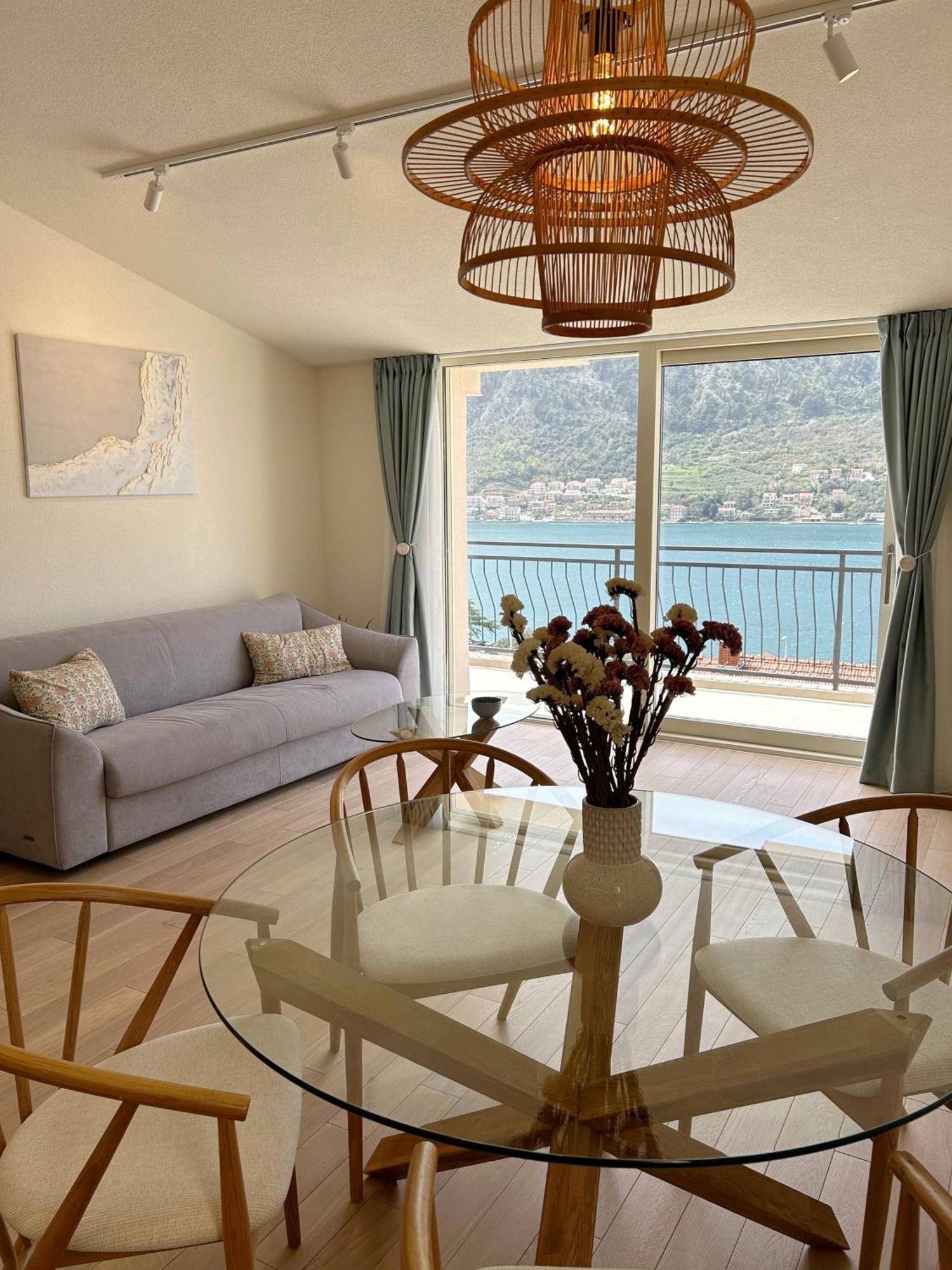 Point Of View Appartement Kotor Buitenkant foto